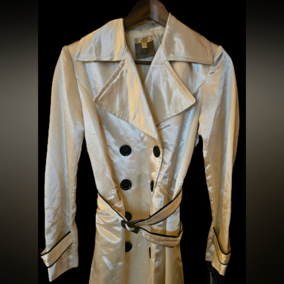*NWT Wilson Leather trim synthetic silk/Polyester Trench Coat - Picture 3 of 8